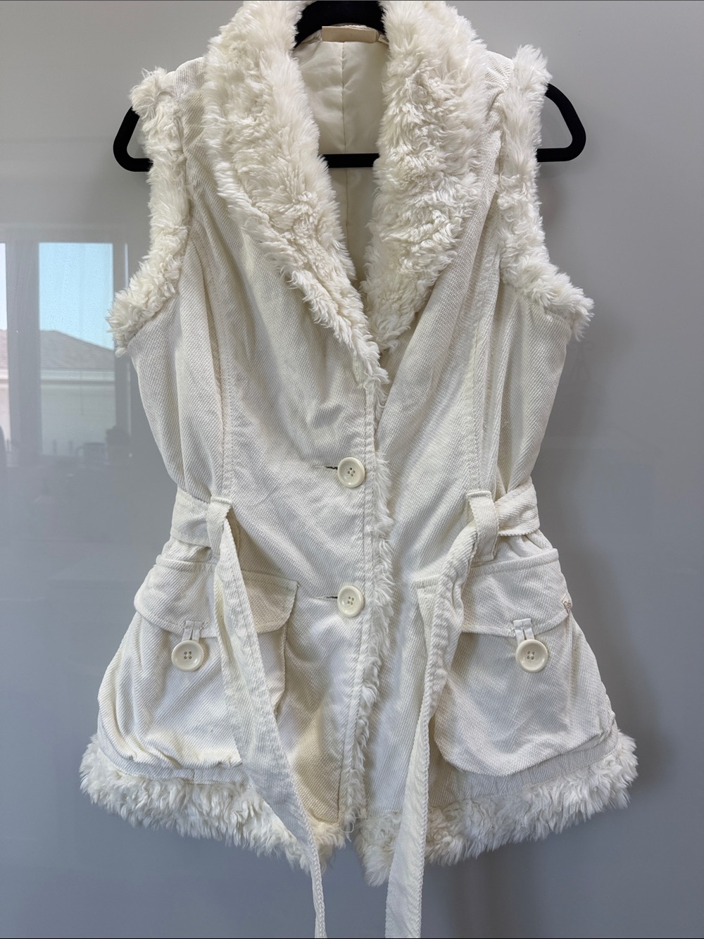 DKNY Jeans Cream Quilted sleeveless Jacket - Cream - Picture 2 of 15